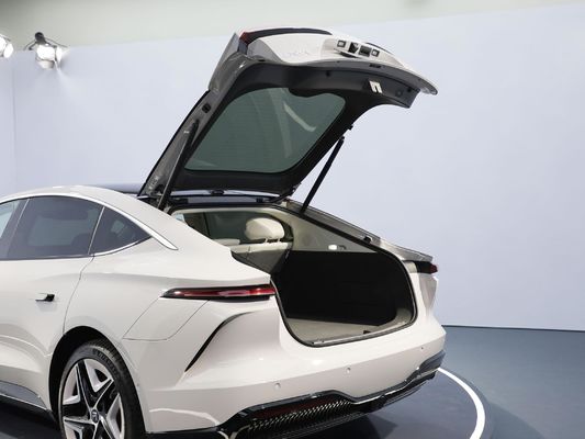 2024 Feifan Coche eléctrico hecho en el ascenso F7 lujoso sedán Potencia del motor 250Kw / 340Hp