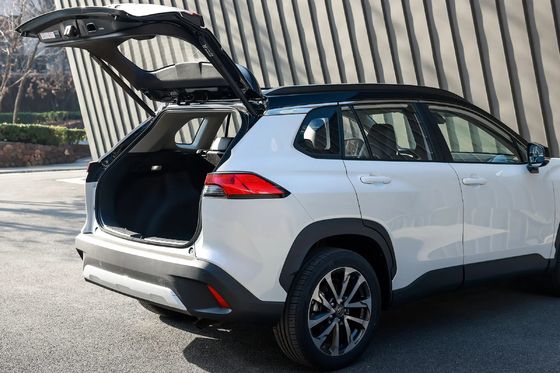 SUV por el dinero 2024 Toyota Corolla Cross 2.0L de gasolina híbrido Deportivo