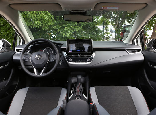 Toyota Corolla 1.2L 1.5L 1.8L Vehículos híbridos de gasolina a gas y automóviles usados 0km Base de ruedas 2700mm