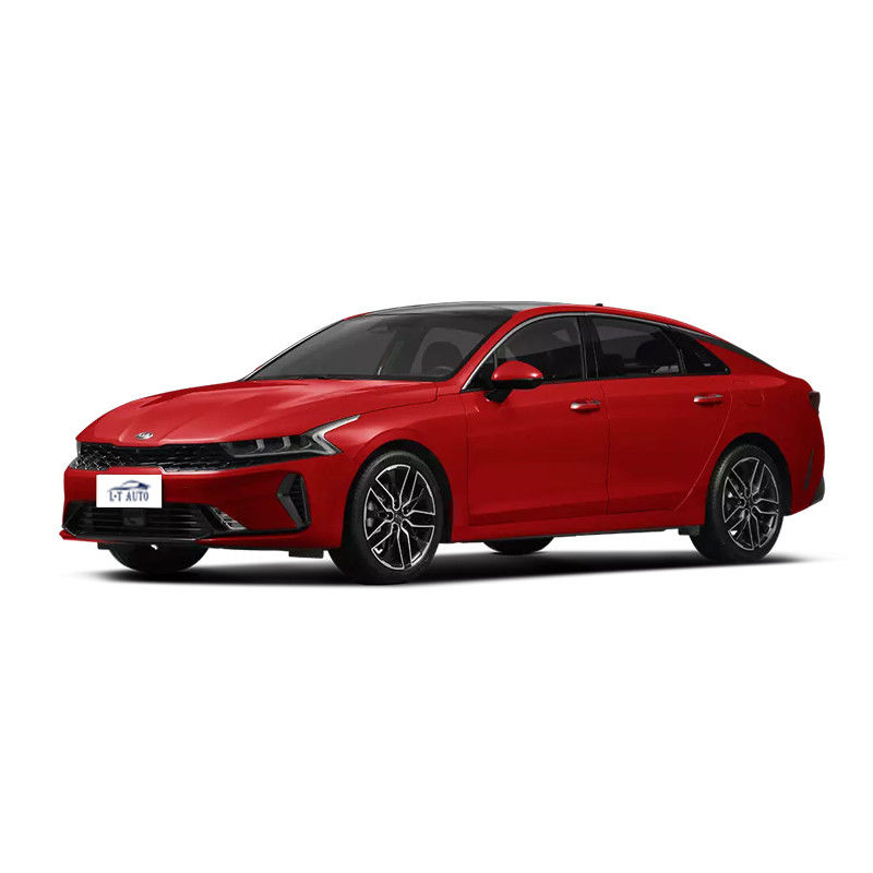 KIA K5 Producido Turbo Gasoline Car con una potencia máxima de 100-150PS 5 asientos 5 puertas