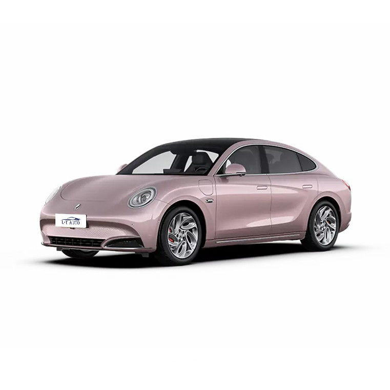 GWM ORA Lightning Cat EV Car 2024 Vehículo energético con una altura competitiva de 1500 mm