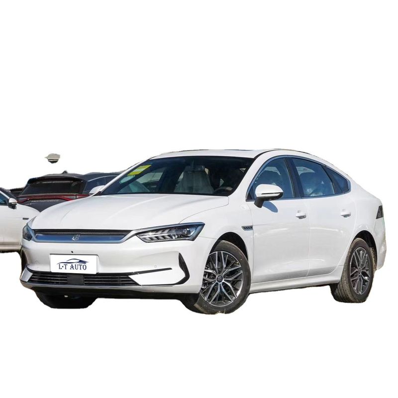 2024 BYD QIN Plus EV Vehículo eléctrico de larga duración 2718mm BASE DE RUEDAS 5 asientos