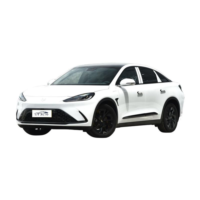 Arcfox Alpha TS SUV eléctrico con 160 kW de potencia máxima y tiempo de carga de 0,42 horas